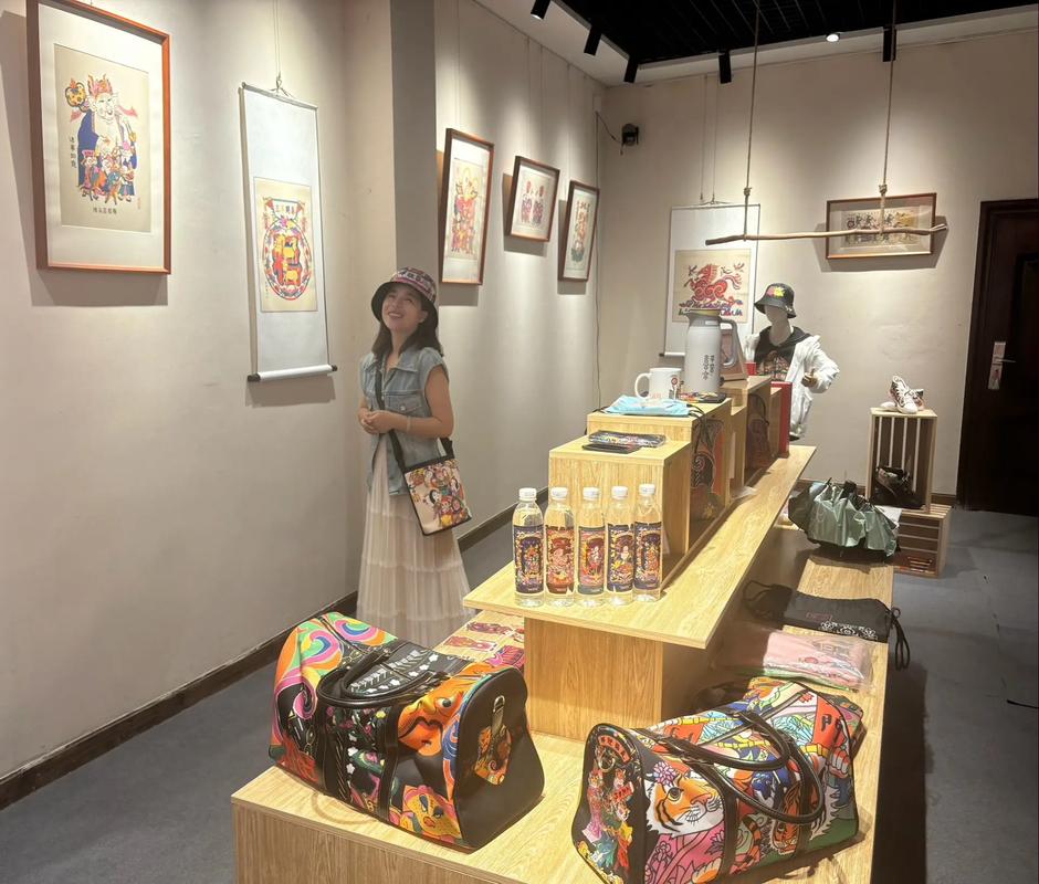 灘頭年畫非遺文創(chuàng)化 非物質(zhì)文化遺產(chǎn)和文化創(chuàng)意產(chǎn)業(yè)結(jié)合